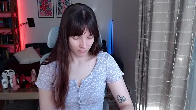 kenzie x online show from March 19, 7:45 am