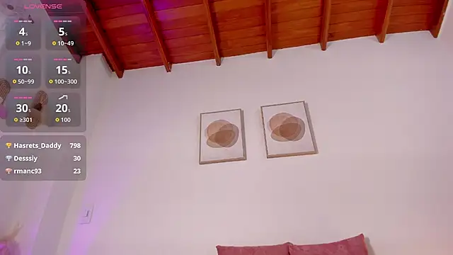 Mia 222 online show from November 1, 12:09 pm