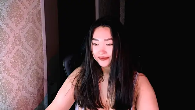 Erica Wayne online show from October 31, 11:25 am