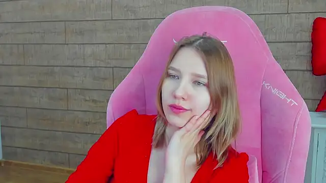 LiliLinn online show from February 24, 5:28 am