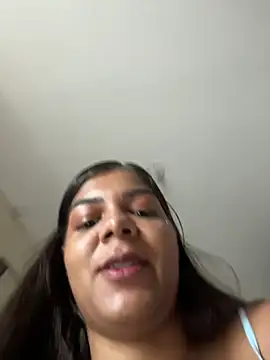 Indiazinhax online show from April 6, 10:38 am