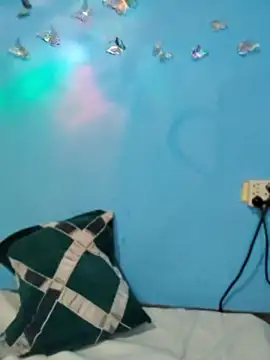 Evelyn pink1 online show from July 16, 3:44 am