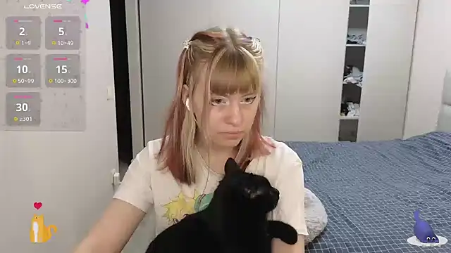 HermioneHHH online show from October 8, 7:18 pm