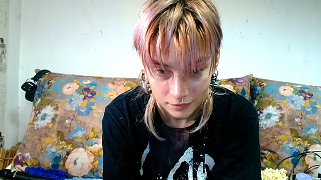 Sophie Bell online show from July 16, 9:19 pm
