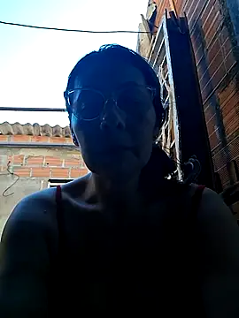 Snapshot of Mia-funny20 chatting on September 15, 8:49 pm Mia-funny20 online show from September 15, 8:49 pm
