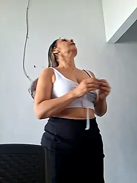 Mia-funny20 online show from December 20, 3:38 pm