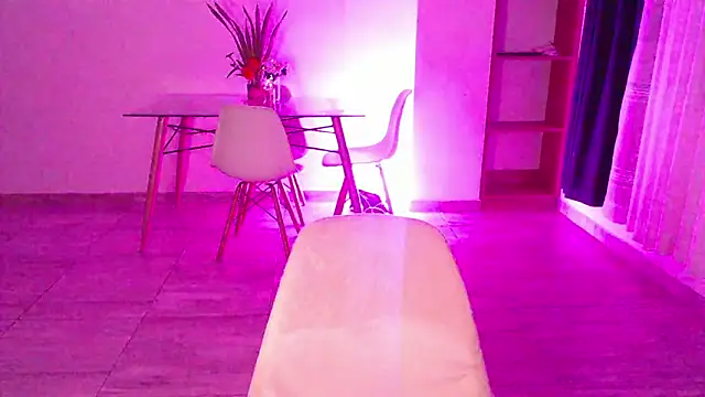 Beamber  online show from April 30, 2:39 am