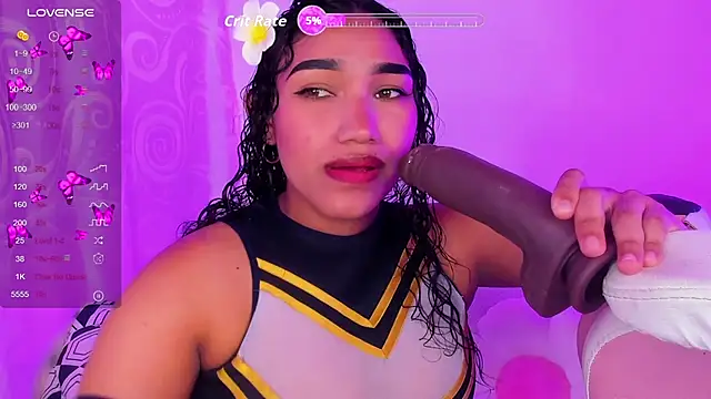 Snapshot of Olivia_fx chatting on September 23, 9:13 pm Olivia fx online show from September 23, 9:13 pm