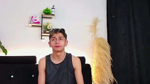 Jack lover1724 online show from July 24, 3:26 am