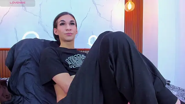 Mia thompson 19 online show from April 2, 7:22 pm