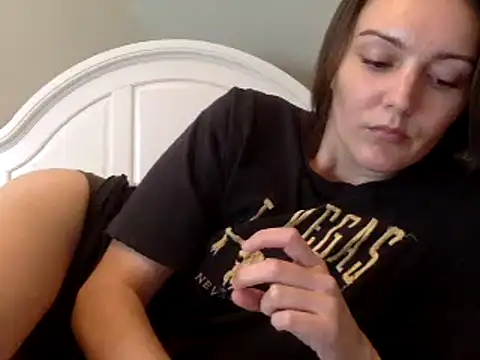 Snapshot of oursecrett chatting on October 5, 4:50 am oursecrett online show from October 5, 4:50 am