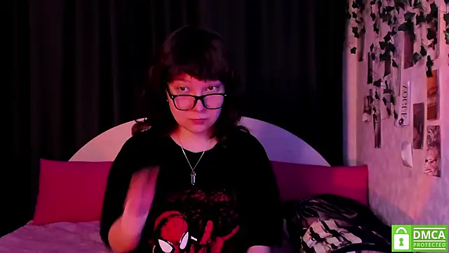 dreamgirllovee online show from November 21, 3:30 am