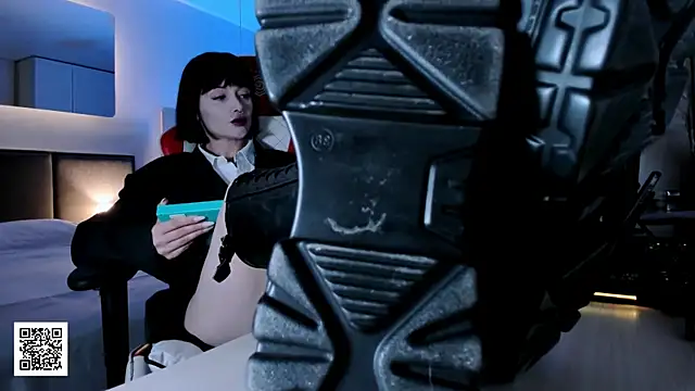 Snapshot of _Goddess_Misha_ chatting on October 9, 9:30 pm Goddess Misha online show from October 9, 9:30 pm