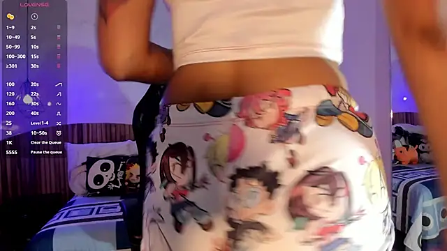 IamNayuta online show from November 7, 8:03 pm