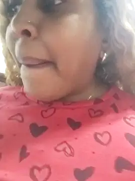 ELLA KELLY online show from April 11, 11:47 am