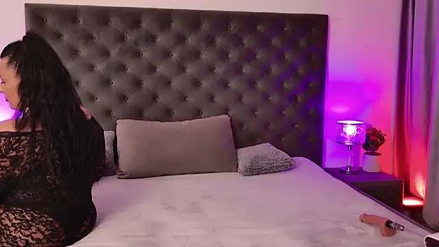 KrisNoir online show from November 20, 10:05 am