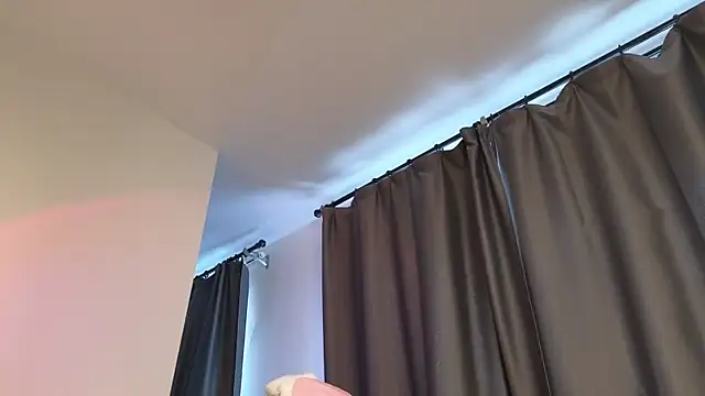 eva queen online show from May 28, 1:31 pm