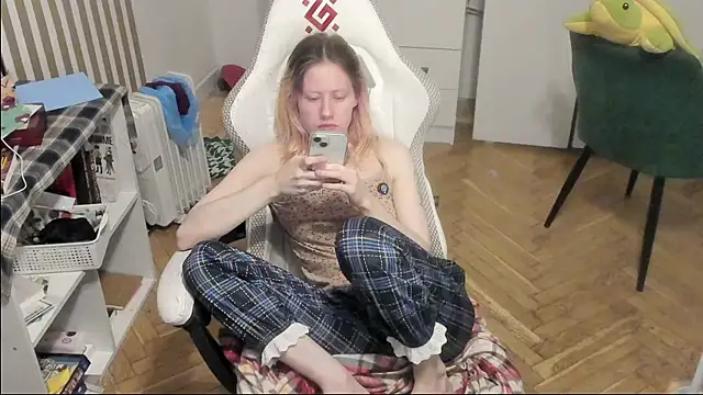 Silly  Milly online show from July 24, 4:21 am