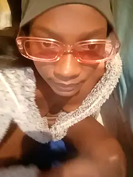 barehunny online show from May 17, 5:56 pm