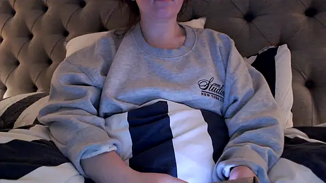 Sandysecret online show from November 18, 7:59 pm