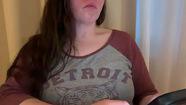 Sandysecret online show from May 26, 8:08 pm
