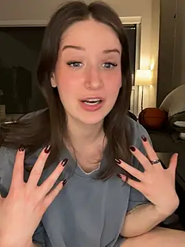 nerdynina online show from January 10, 12:26 am