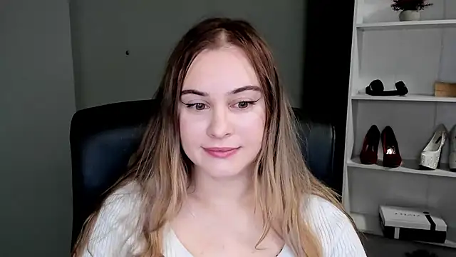 kitty valeria online show from February 25, 9:57 pm