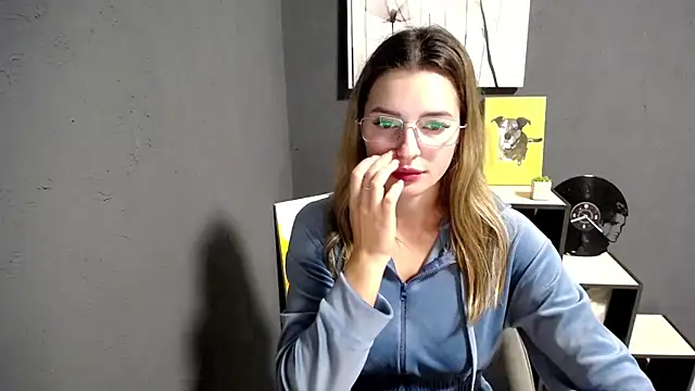 Snapshot of lady_olivia_ chatting on September 17, 5:22 pm lady olivia online show from September 17, 5:22 pm