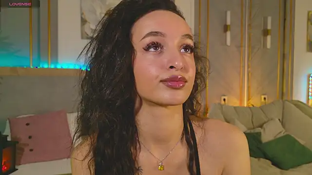 Lolly Neal online show from April 22, 3:42 pm