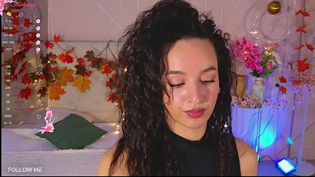 Lolly Neal online show from November 24, 4:58 am