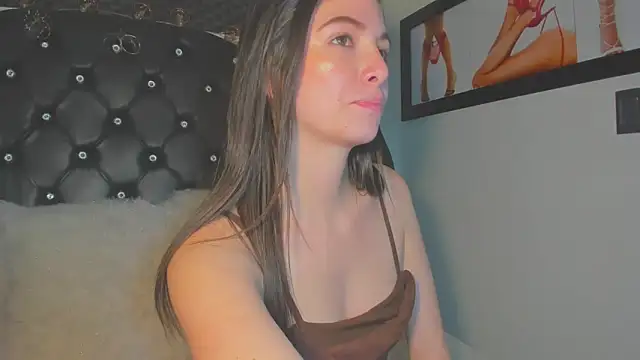 diana queen  online show from February 6, 4:05 am