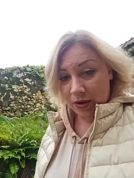 zarina3003 online show from February 2, 11:09 am