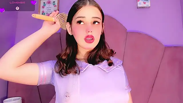 ValeriaAguilar online show from June 22, 10:18 pm
