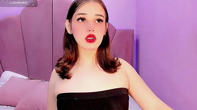ValeriaAguilar online show from June 7, 9:21 pm
