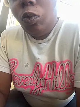 JCCaramelbarbie1 online show from November 3, 7:18 pm