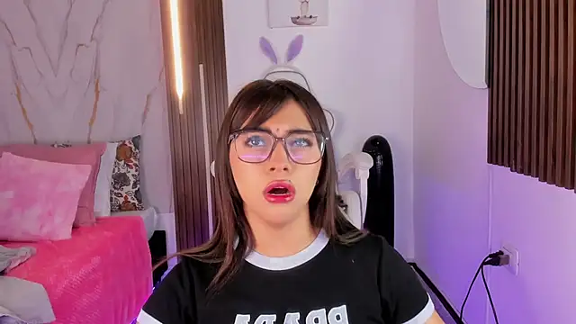 Snapshot of mia_six66 chatting on September 27, 11:50 am mia six66 online show from September 27, 11:50 am