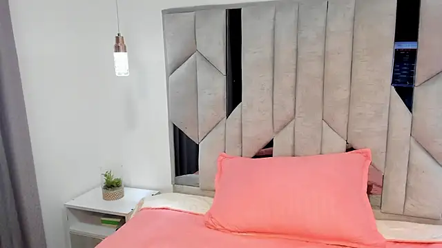 Mia Velveet online show from February 16, 11:43 am