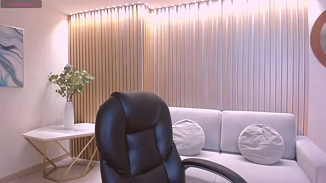 ValeriaRiveraX online show from February 8, 4:16 am