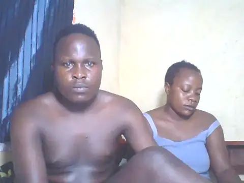 Dark Queenchocolate online show from December 5, 9:05 pm