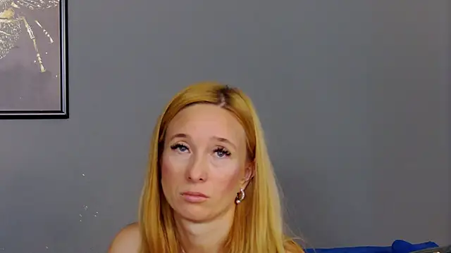 AnneHove online show from June 15, 3:51 am