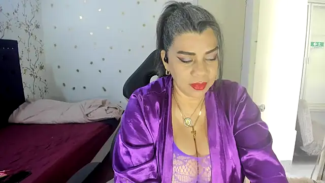 vikyadams online show from April 10, 2:23 pm