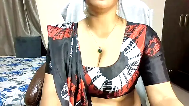 Queenhimanshi online show from June 4, 6:12 pm