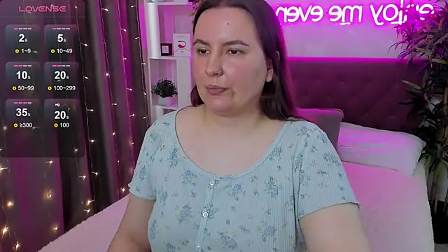 FeralPeach online show from May 24, 8:57 am