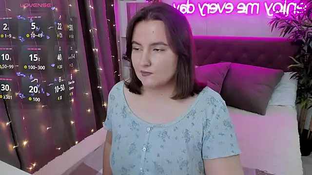 FeralPeach online show from October 29, 6:40 am