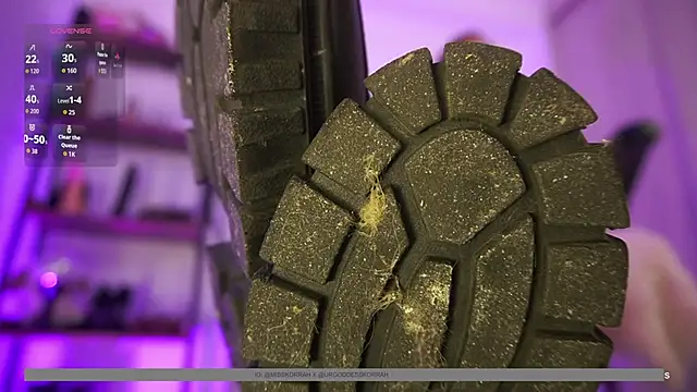 Littlegoddessx online show from April 19, 12:43 am