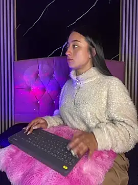 Ady 18 online show from September 13, 7:55 pm