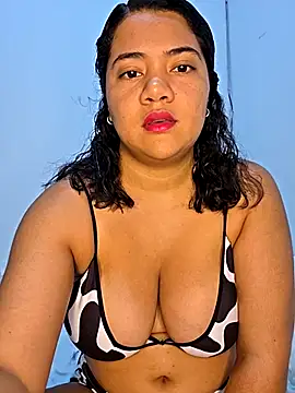 Watagatapitusberry1 online show from October 1, 11:20 pm