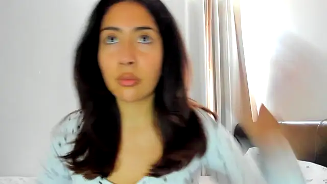 LorenaAnderson online show from September 13, 9:39 am