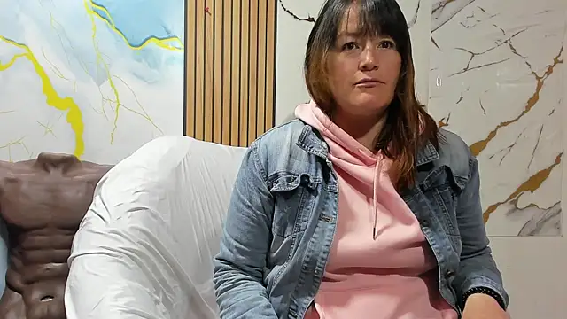 amberr34 online show from July 21, 8:26 am
