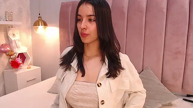 LeenaBrown online show from February 5, 12:52 pm